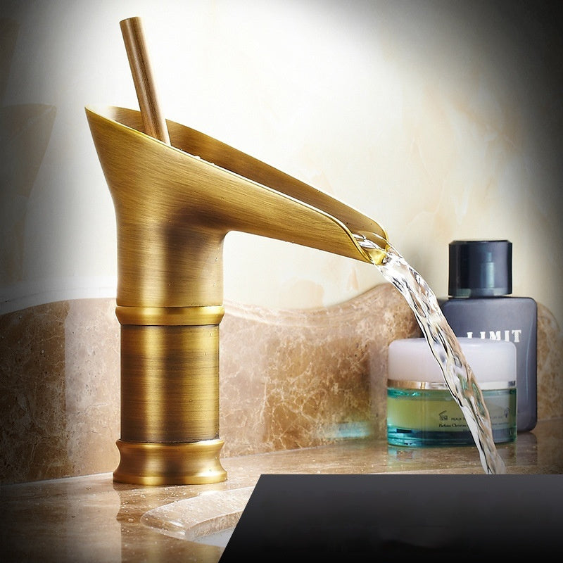 Bring modern elegance to your home with our Copper Waterfall Basin Faucet. Crafted from high-quality copper with a stunning open-spout design, this durable household sink faucet provides a smooth, splashing-free water flow. Shop premium bathroom fixtures at nordadecor.eu.